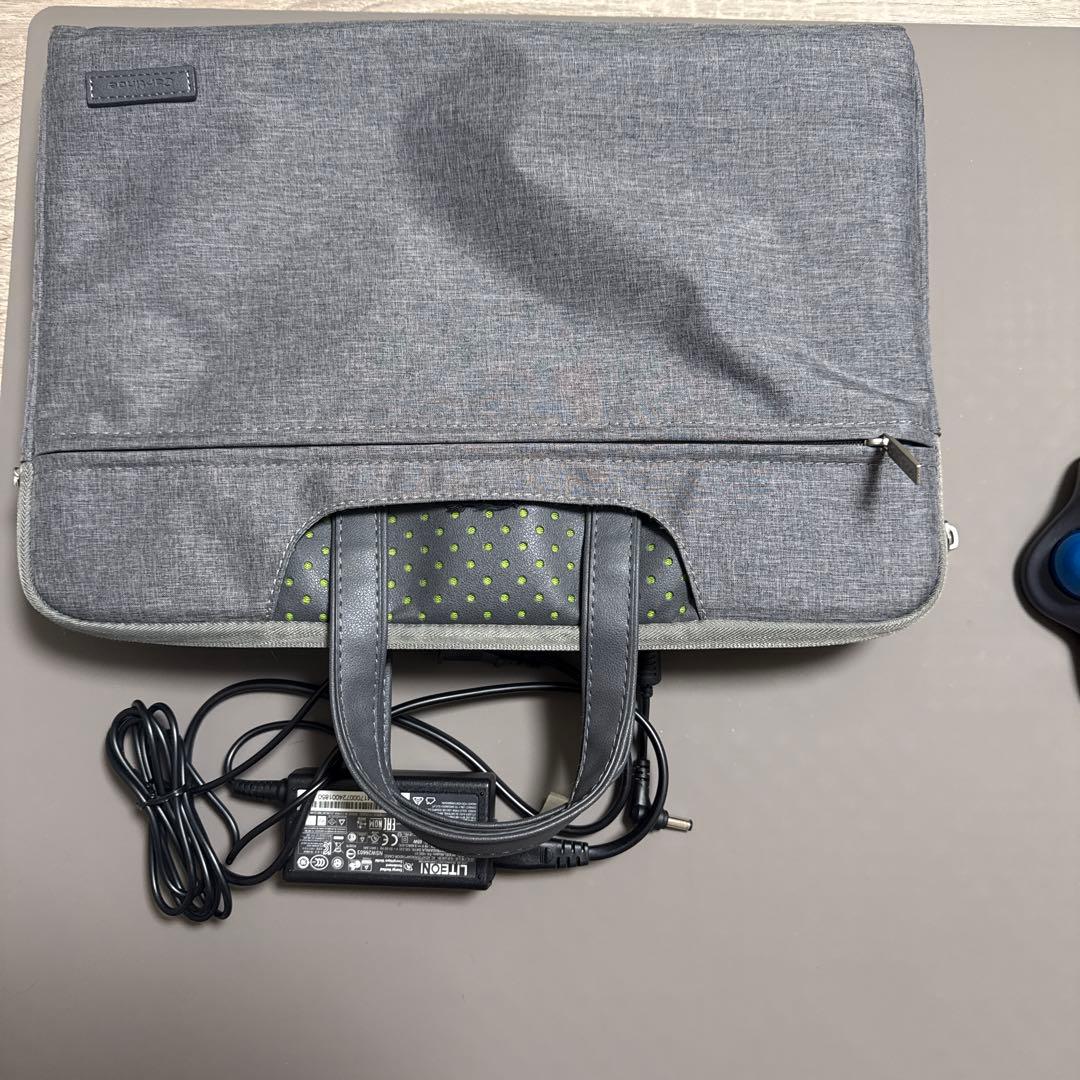 mouse ノートPC シルバー