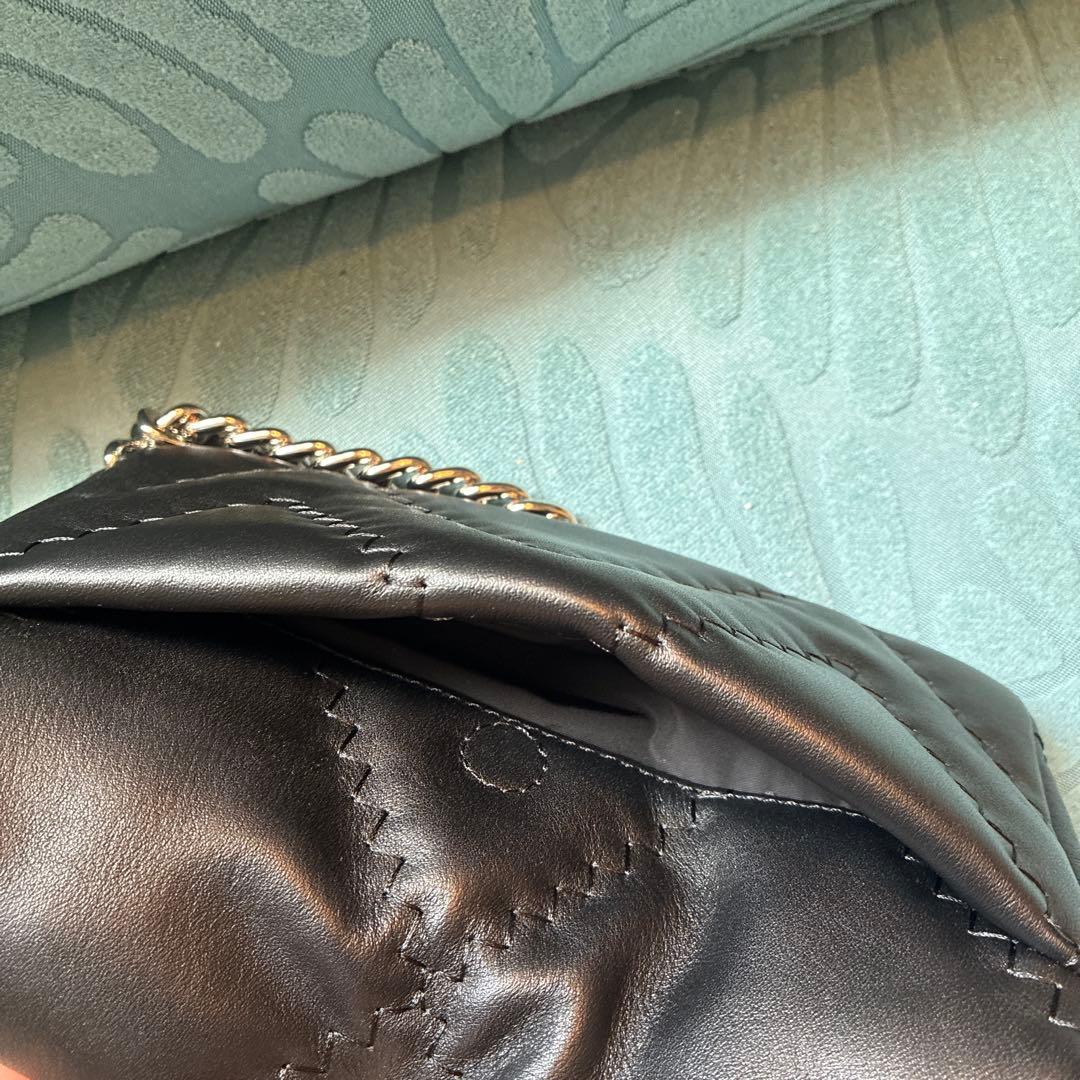 新品　お洒落★マーク ジェイコブス キルティングJ Marcミニショルダー