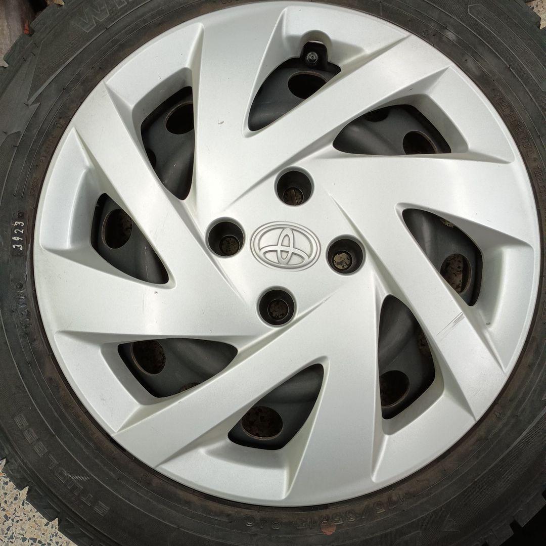 175 65R15 ダンロップ WM02 2023年 アクア純正ホイール付 4本