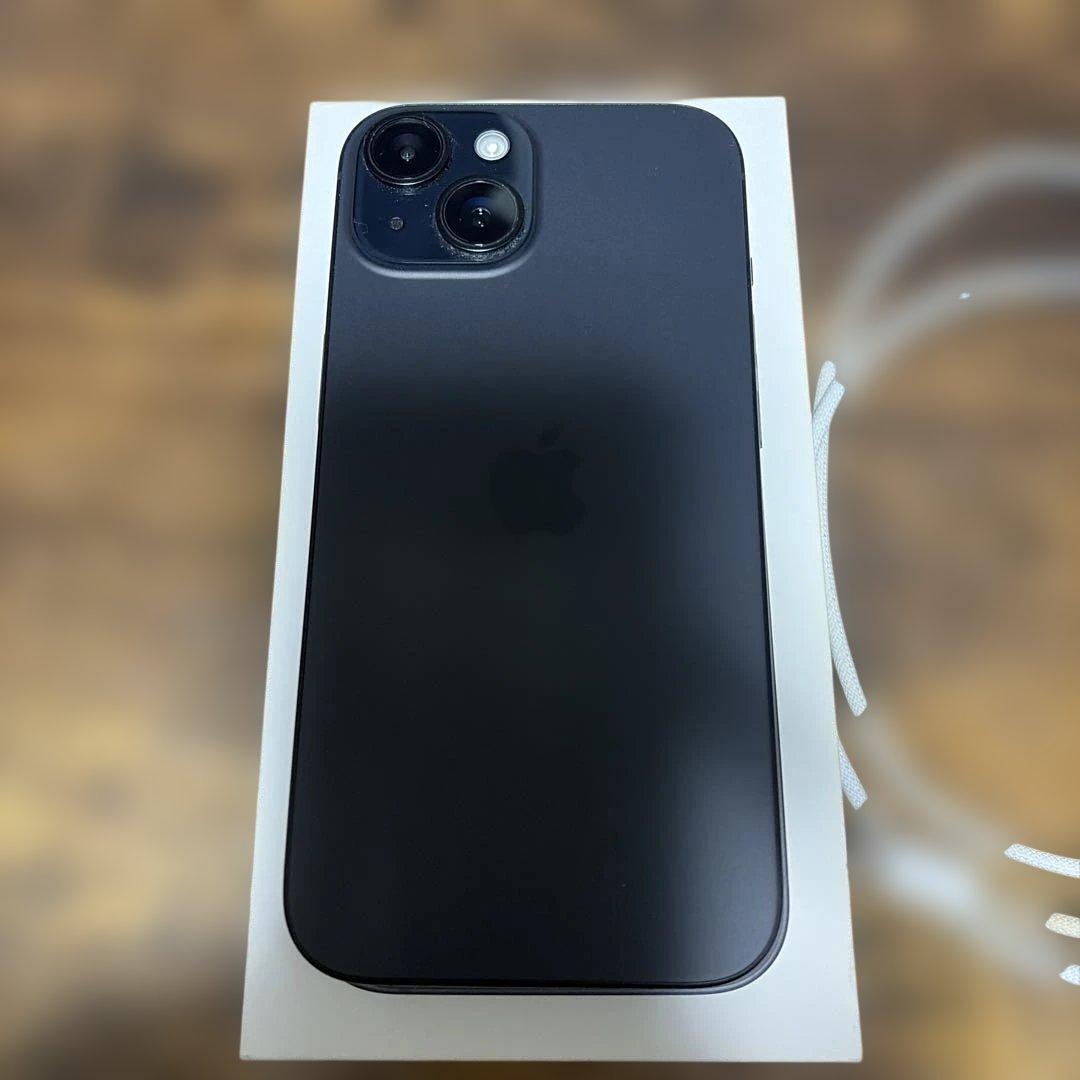 Apple iPhone 15 ブラック 本体 充電ケーブル付き 超美品