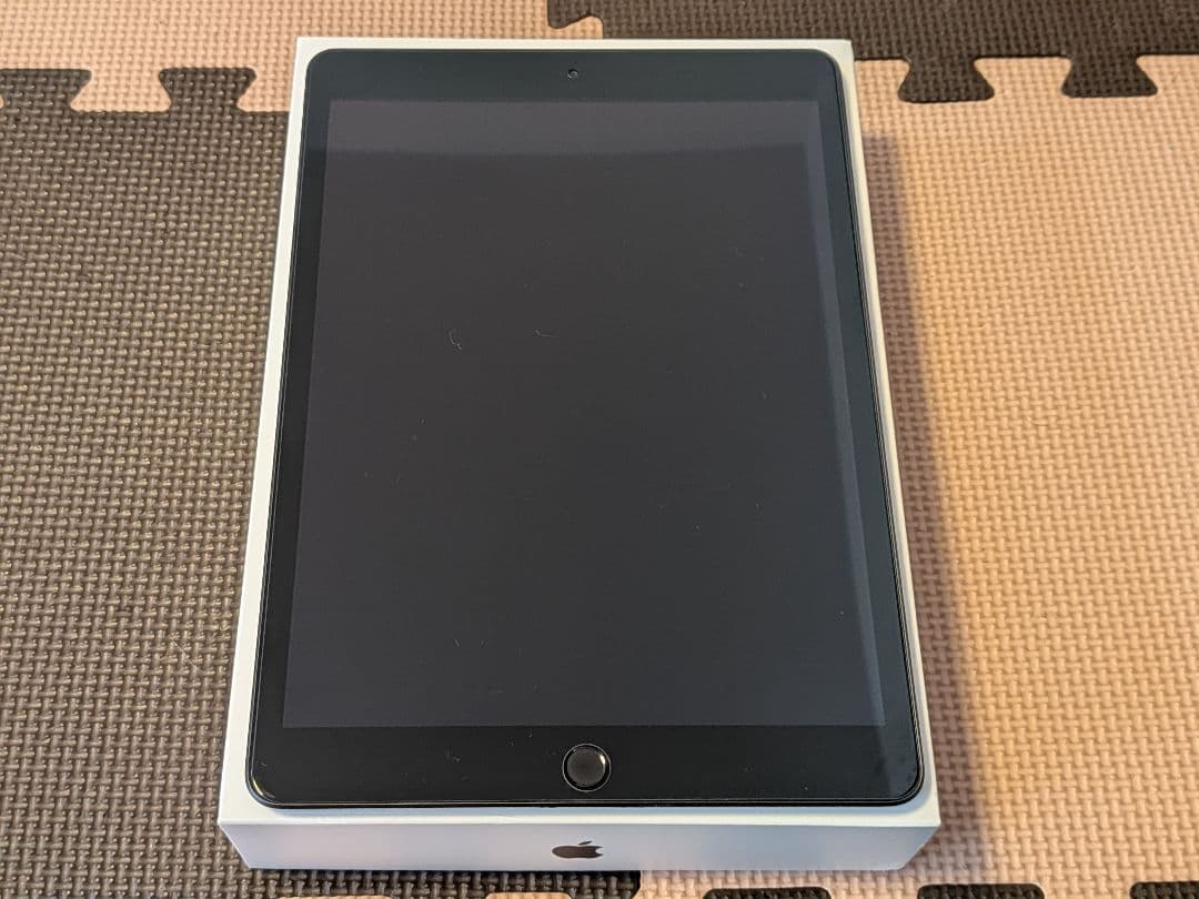 iPad 第7世代　32GB Wi-Fiモデル