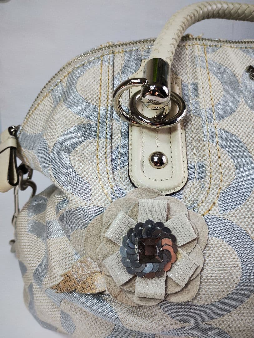 COACH コーチ 2way ショルダーバッグ　花モチーフ