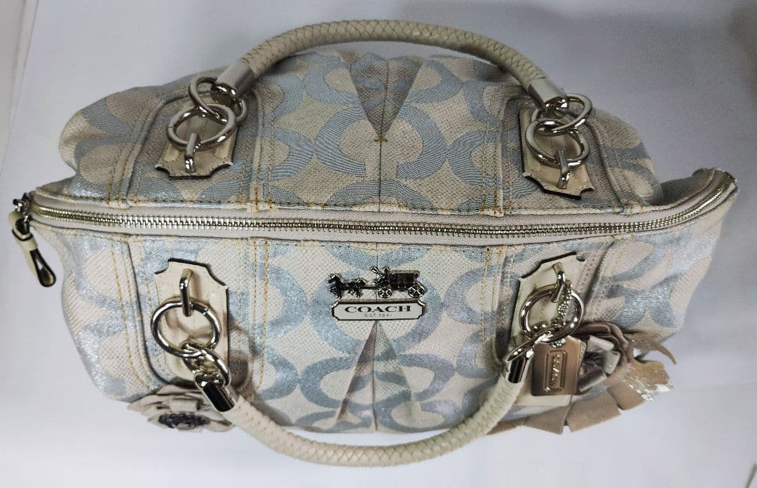 COACH コーチ 2way ショルダーバッグ　花モチーフ