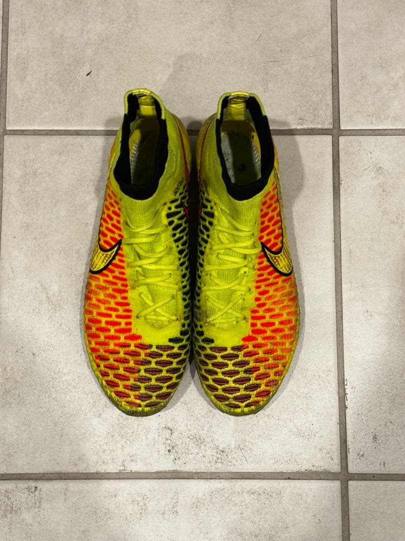 NIKE サッカー　スパイク