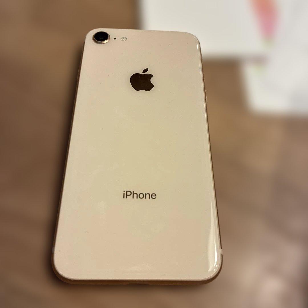 Apple iPhone ゴールド 8 本体