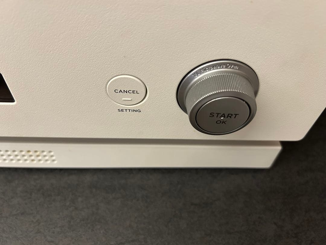 【値下げしました】BALMUDA オーブンレンジ ホワイト　2021年式