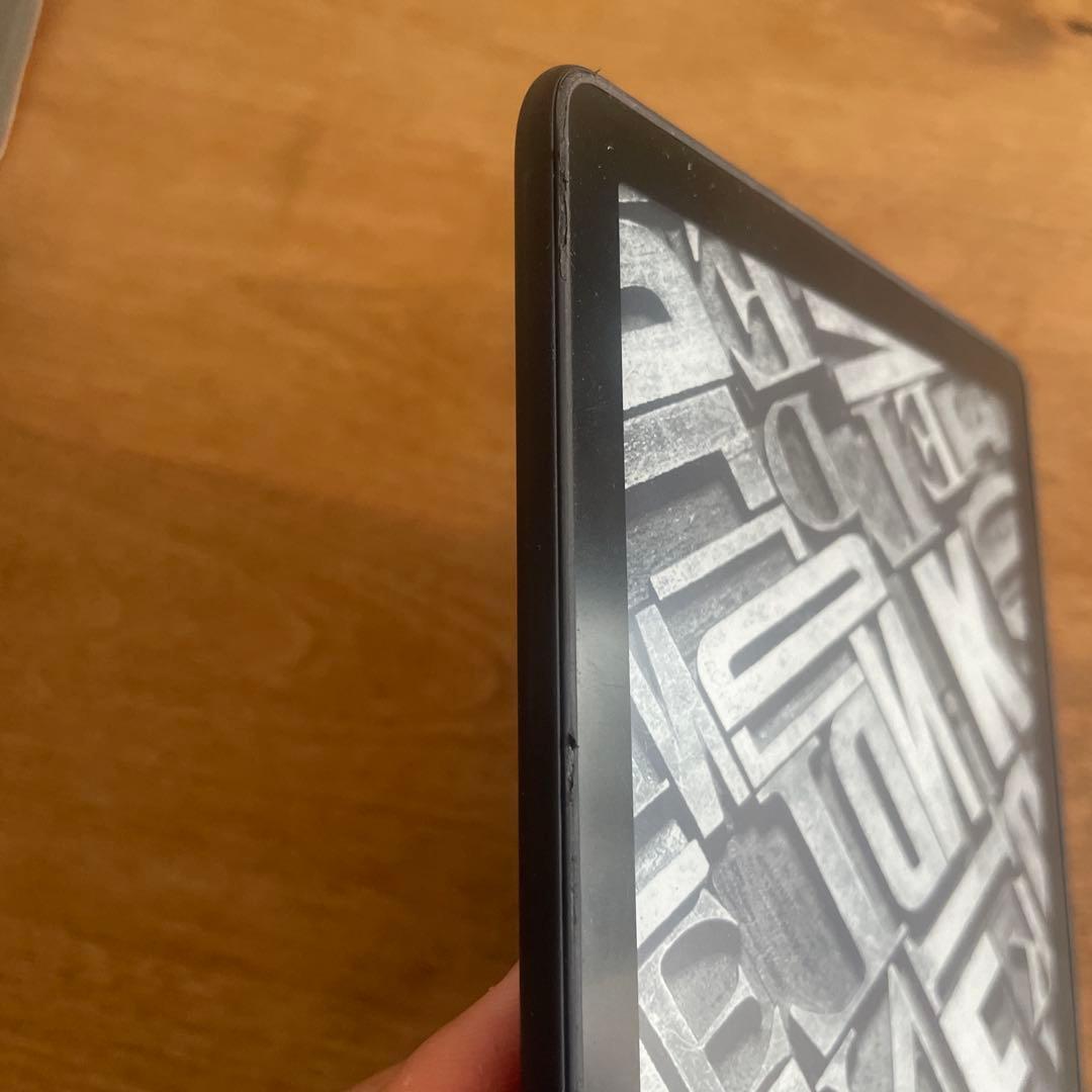 Kindle Paperwhite 代11世代　カバー付き