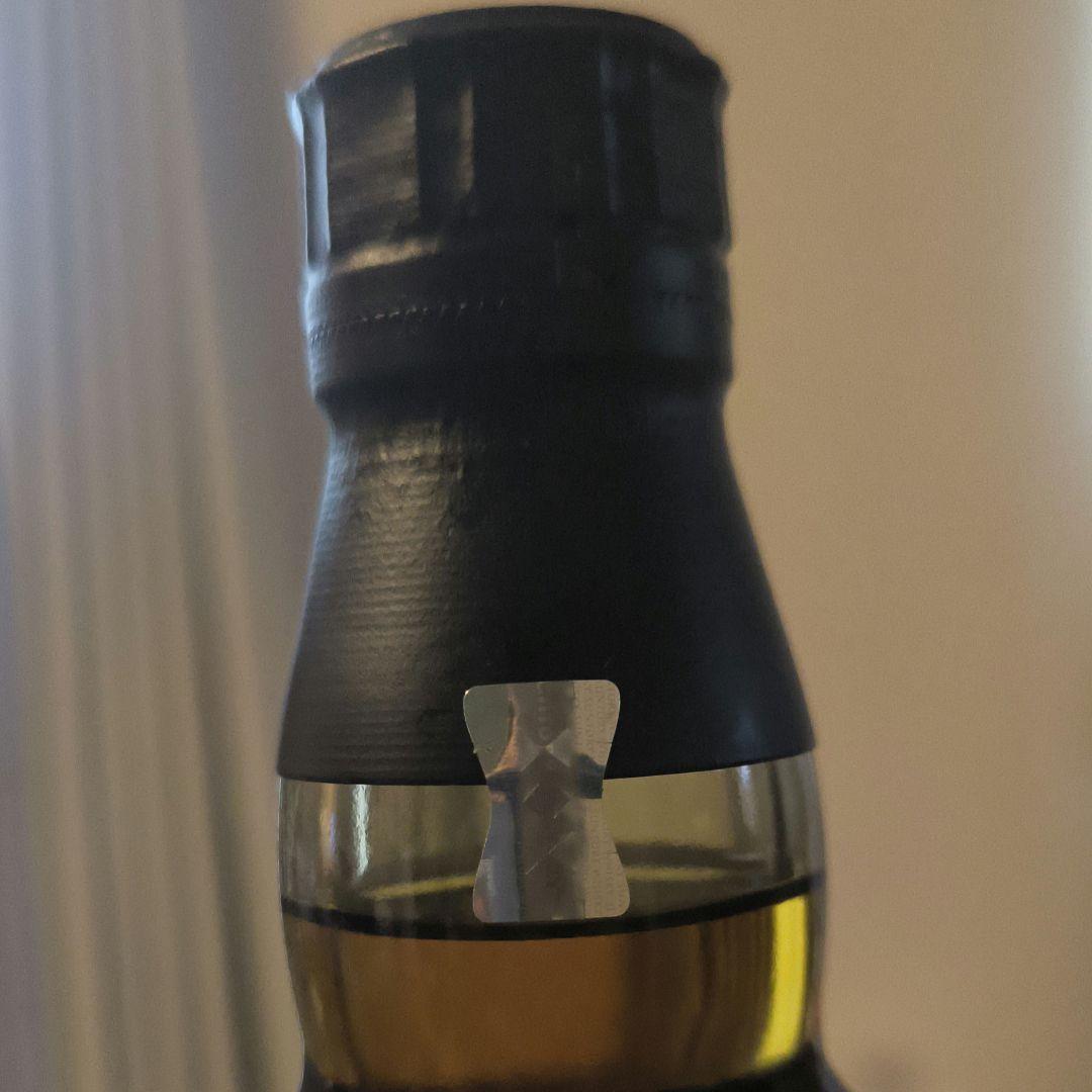 山崎 シングルモルトウイスキー 2025エディション 700ml　未開封