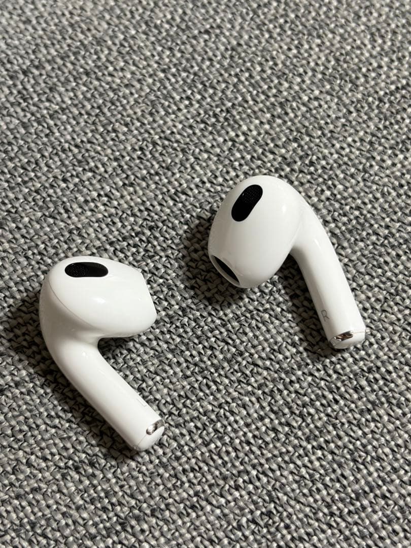 Apple AirPods3 本体 充電ケース付き