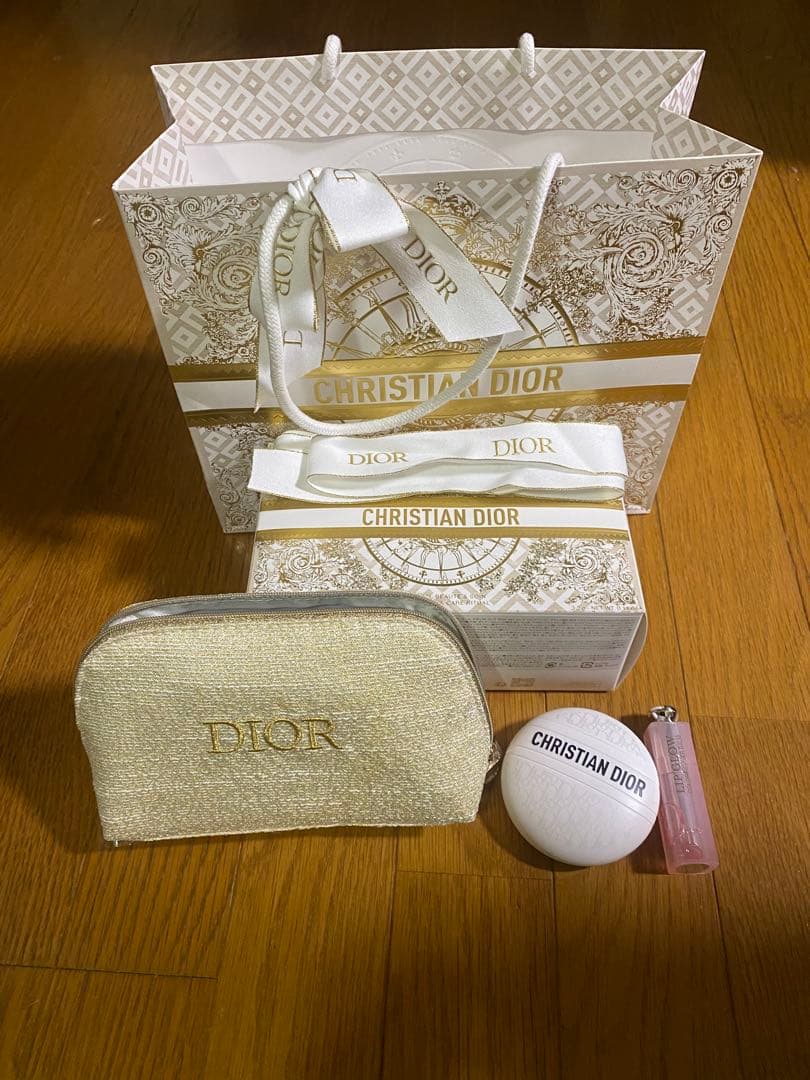 DIOR メイクポーチ リップグロス セット　2024年クリスマス