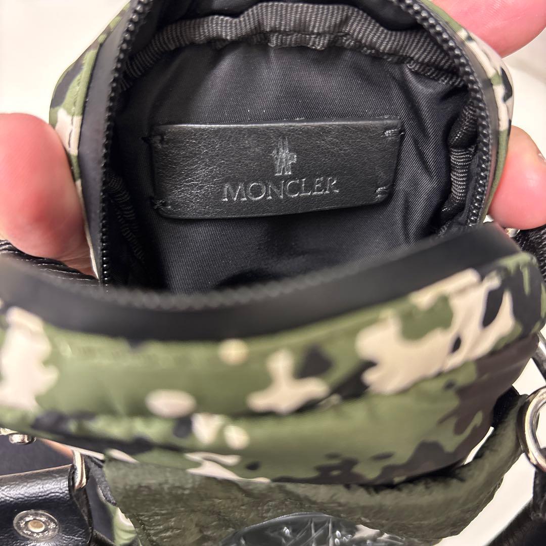 【美品】 モンクレール ミニバッグ 迷彩柄 手提げ ポーチ