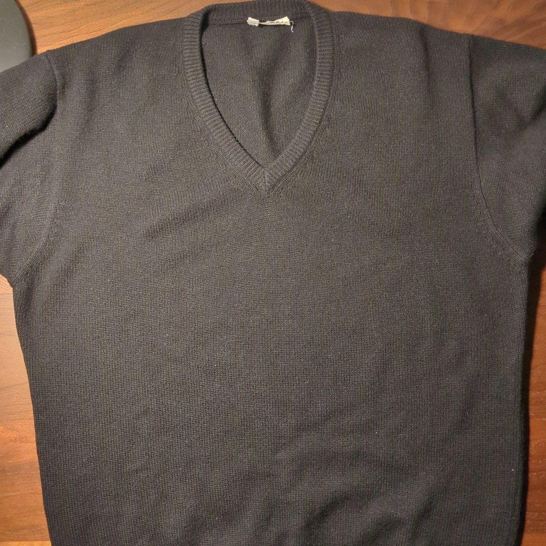 HERMES　エルメス　カシミヤ　Vネックニット　ブラック