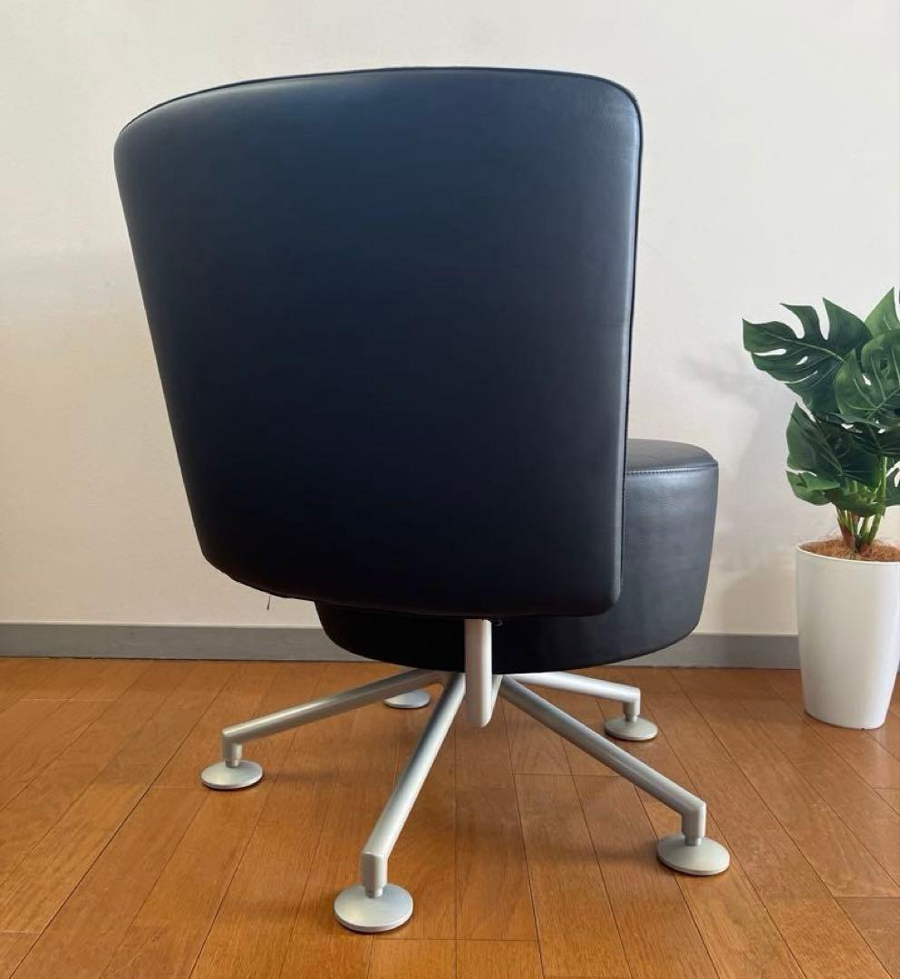 COR CIRCO コア ラウンジチェア　① ポストモダン　革張り　52万　北欧