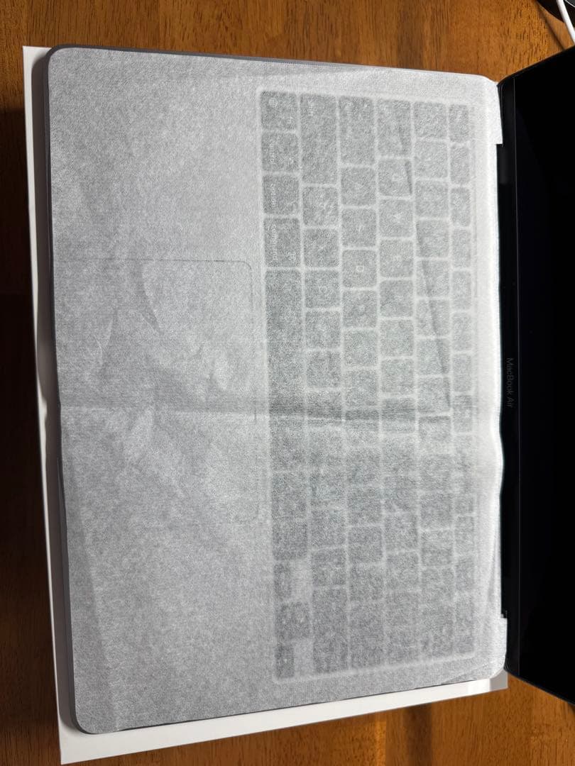 【スキンシール付き】MacBook Air M1 メモリ16GB／US配列