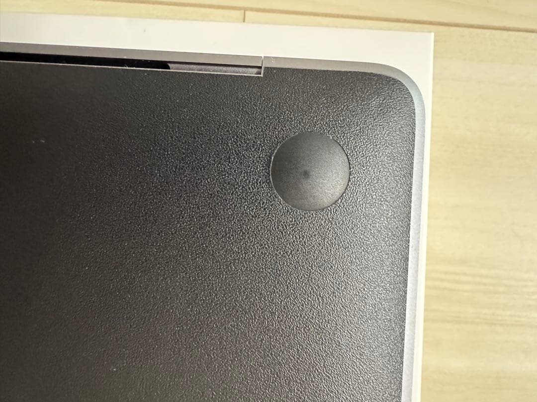 【スキンシール付き】MacBook Air M1 メモリ16GB／US配列