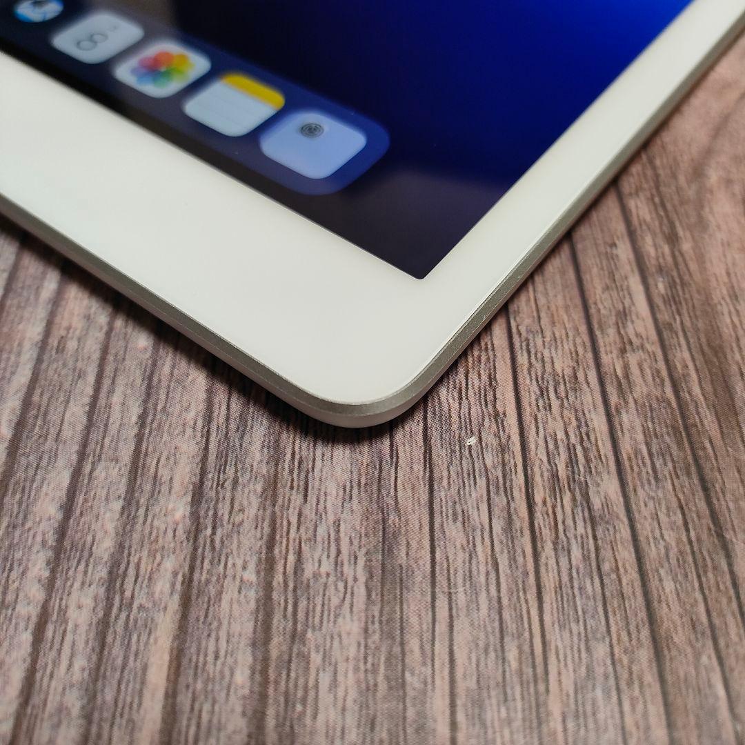 iPad 第7世代 32GB シルバー
