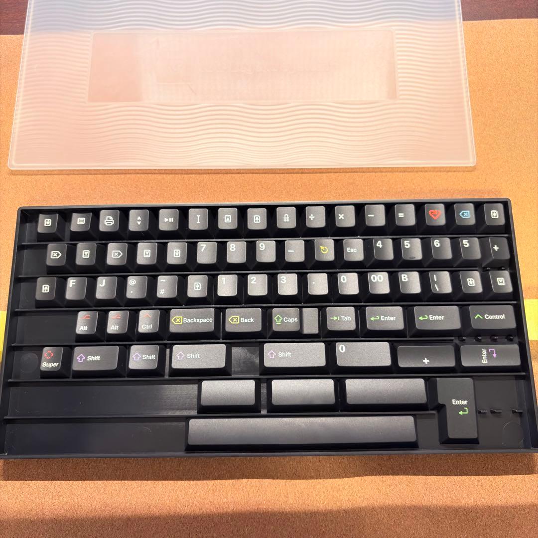 Keyreative KAP White on Black キーキャップ