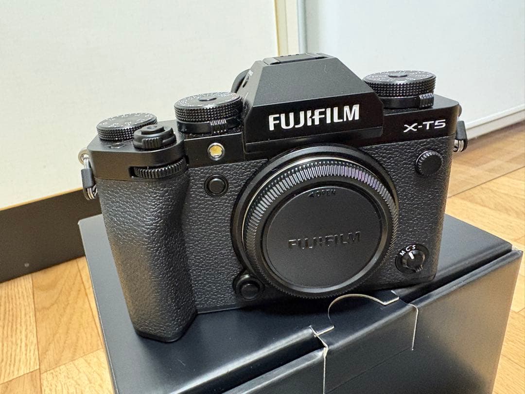 Fujifilm X-T5 ミラーレス一眼カメラ 本体