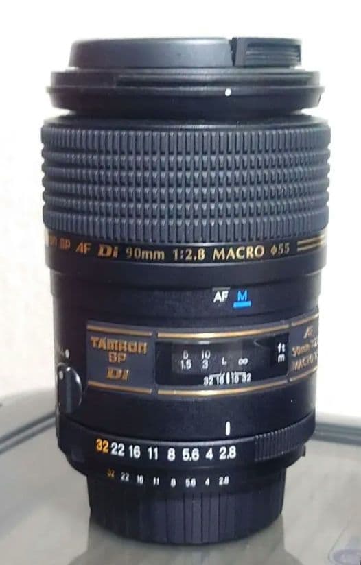 TAMRON 90mm f/2.8 MACRO レンズ