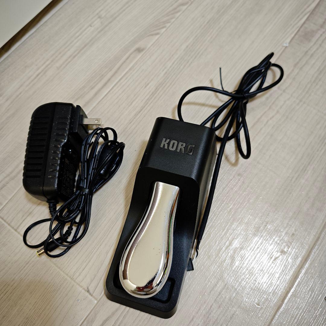 【完全動作品】KORG デジタルピアノ B1 ホワイト 88鍵盤 スタンド付き