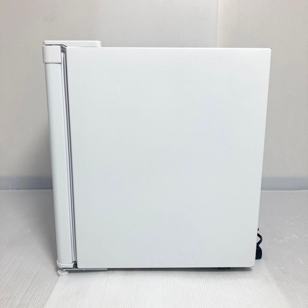 美品 アイリスオーヤマ 小型冷蔵庫 PRC-B051D-W 2022年製 46L