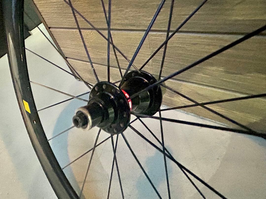 【カーボンホイール後輪】+チューブラータイヤ重量1.02kg