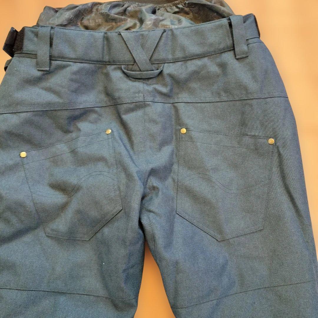 スノーボードウェアセット（ジャケット・パンツ）