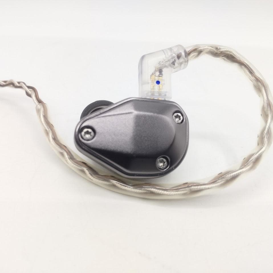 ★箱付　美品★ カイン Cayin YB04 BA4基搭載 インイヤー・モニター