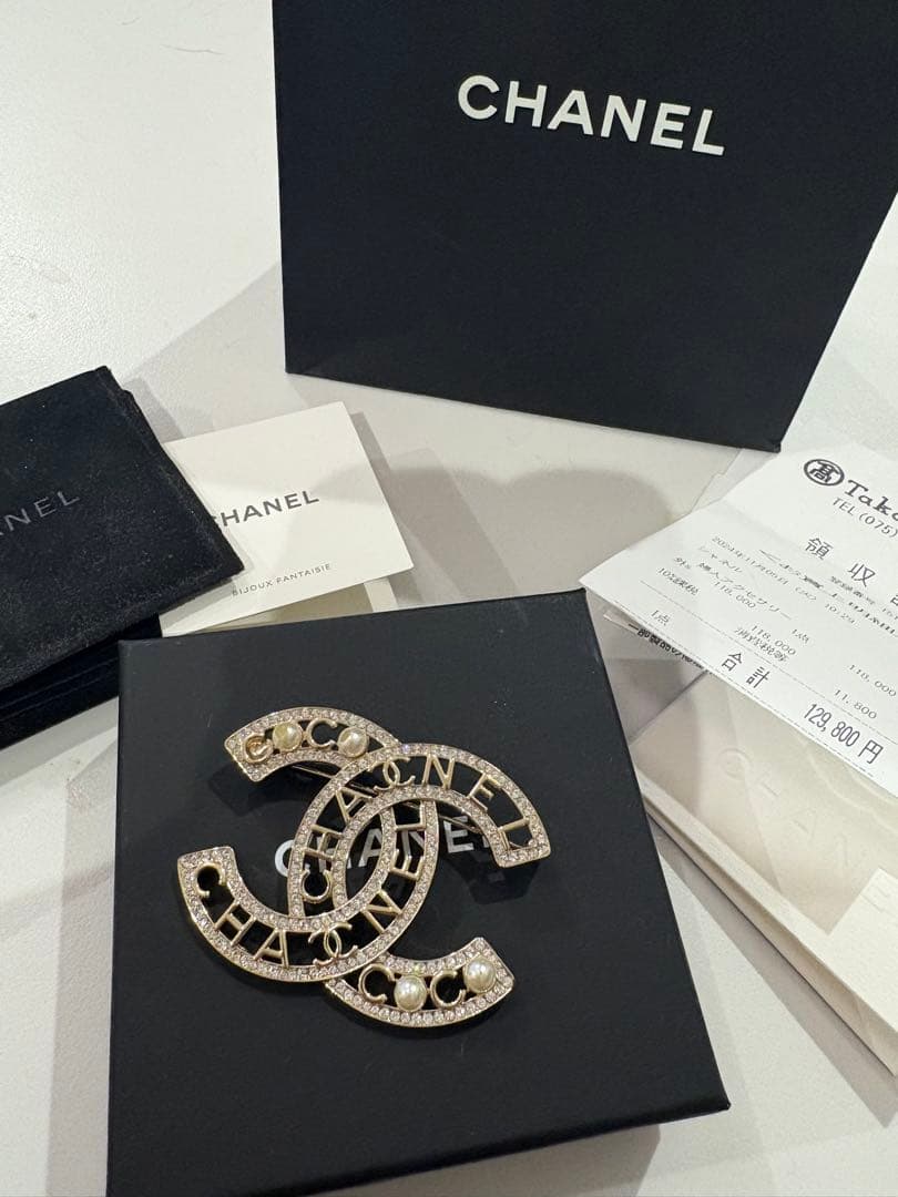 最終値下げ　CHANEL CCロゴブローチ　美品　付属品全て