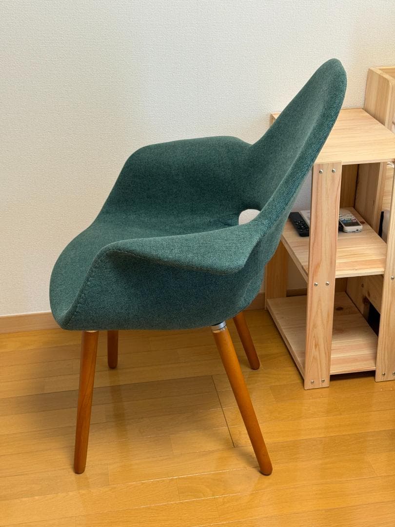 NOCE アーム付チェア DC594V（ダークグリーン）