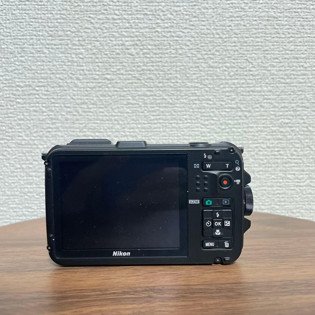 【オールドコンデジ】 Nikon COOLPIX AW100