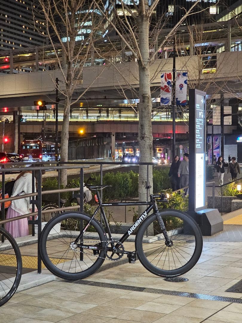 Ardently ピストバイク