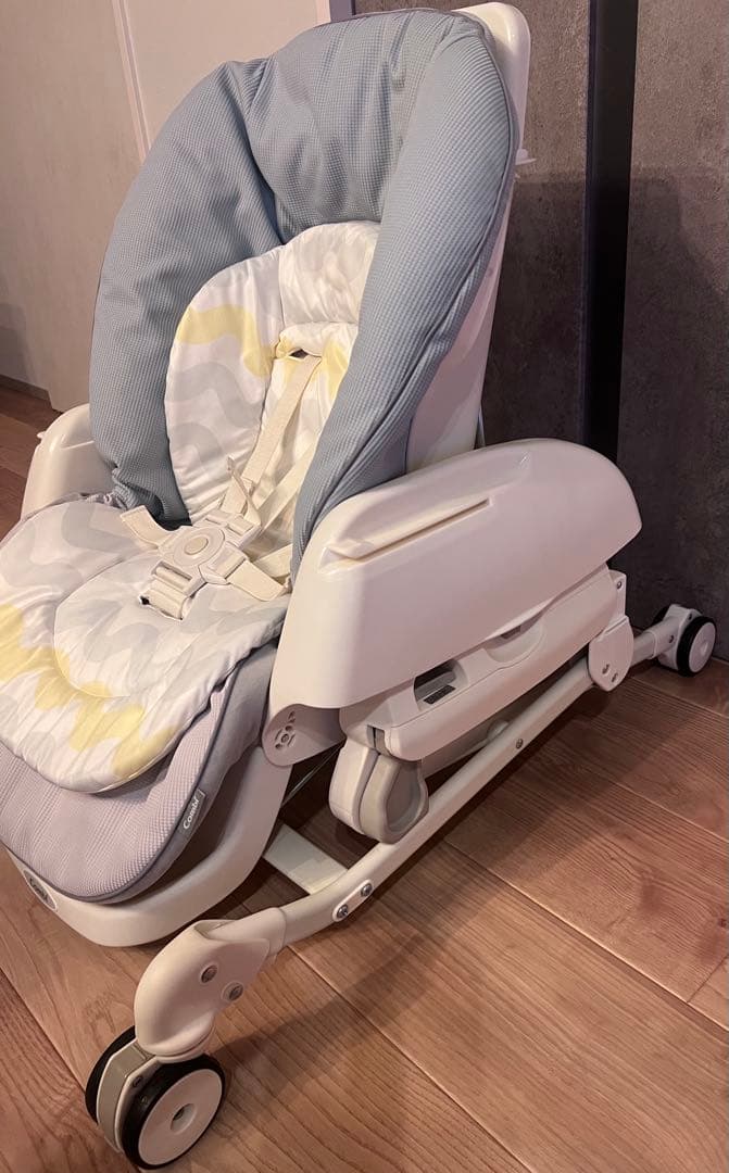コンビCombi ネムリラ　ハイローチェア　手動