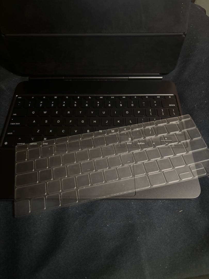 iPad Pro 13インチ用 Magic Keyboard ブラック
