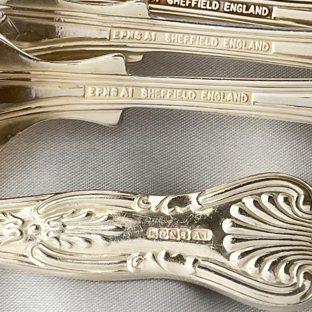 【Eben Parker】キングスパターンのディナーセット 8名用66本組