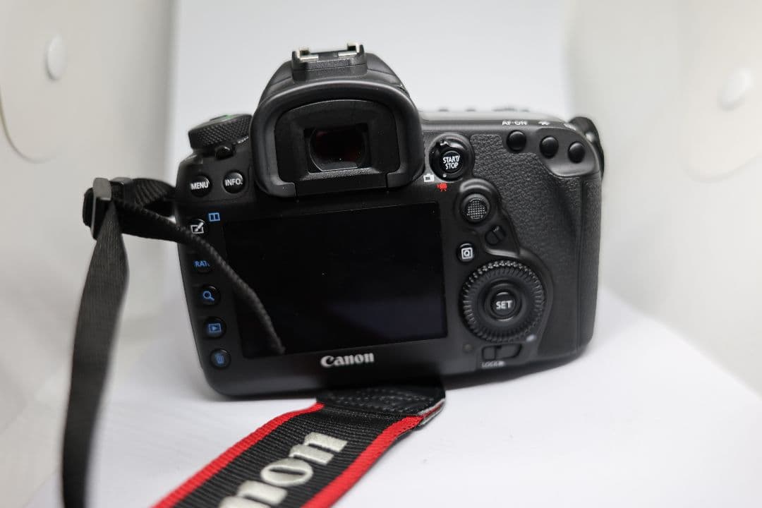 Canon EOS 5D Mark II デジタル一眼レフカメラ