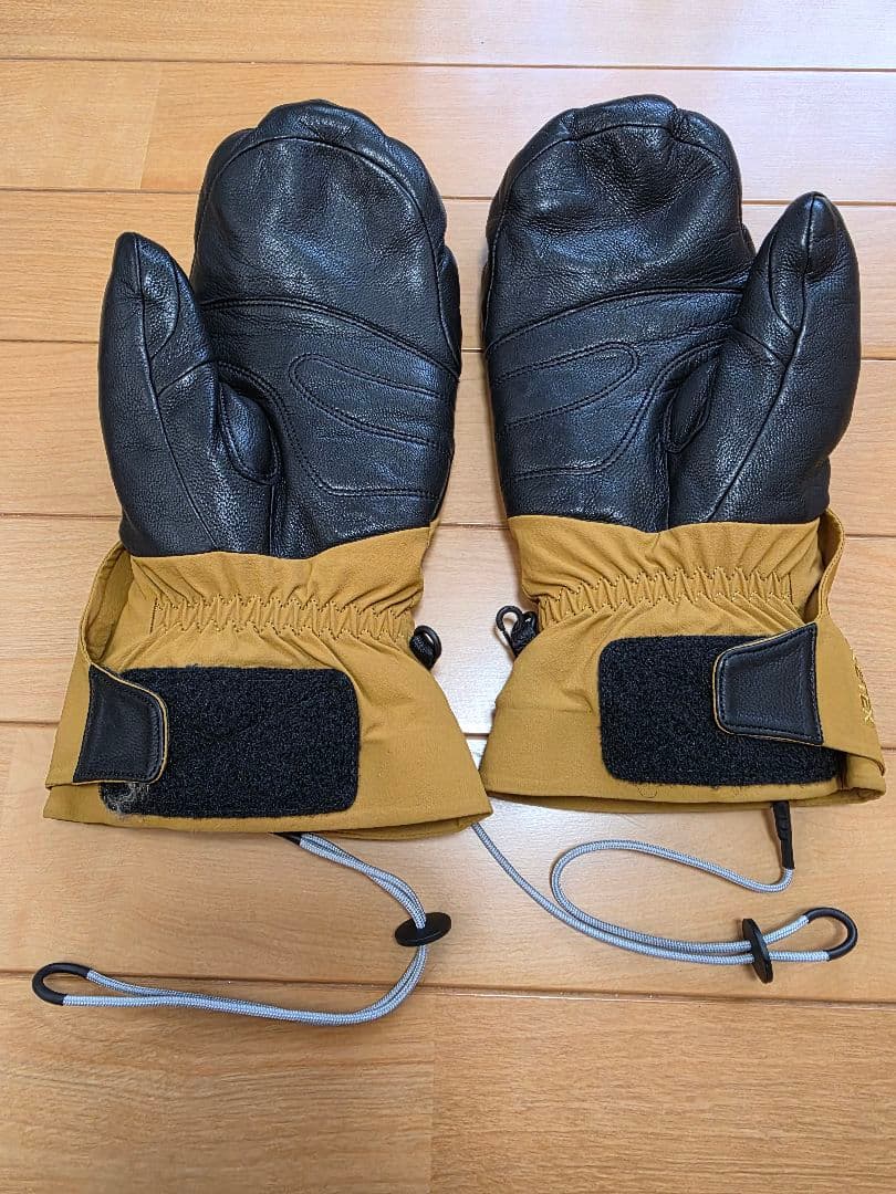 ARC'TERYX　Sabre Mitten