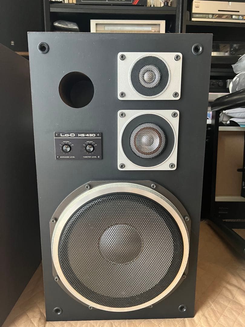 LoD HS-430 右側