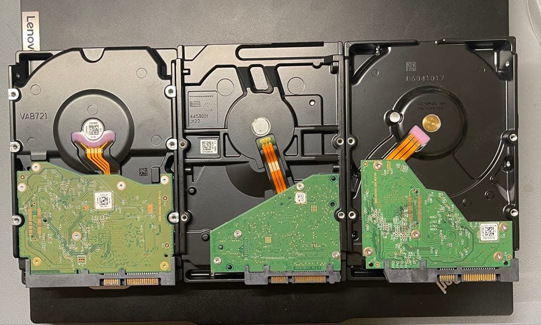 【低稼働・美品】3.5インチ内蔵HDD 3個セット 8TB 6TB 4TB