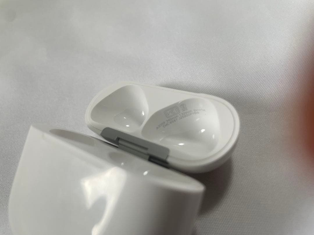 AirPods4 エアポッズ　第4世代　ANC　A3055 A3059