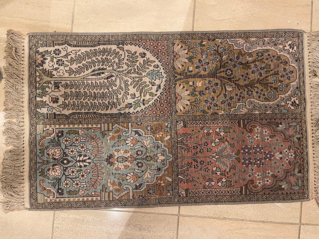 美しいデザインのラグ・カーペット、インドカシミール絨毯