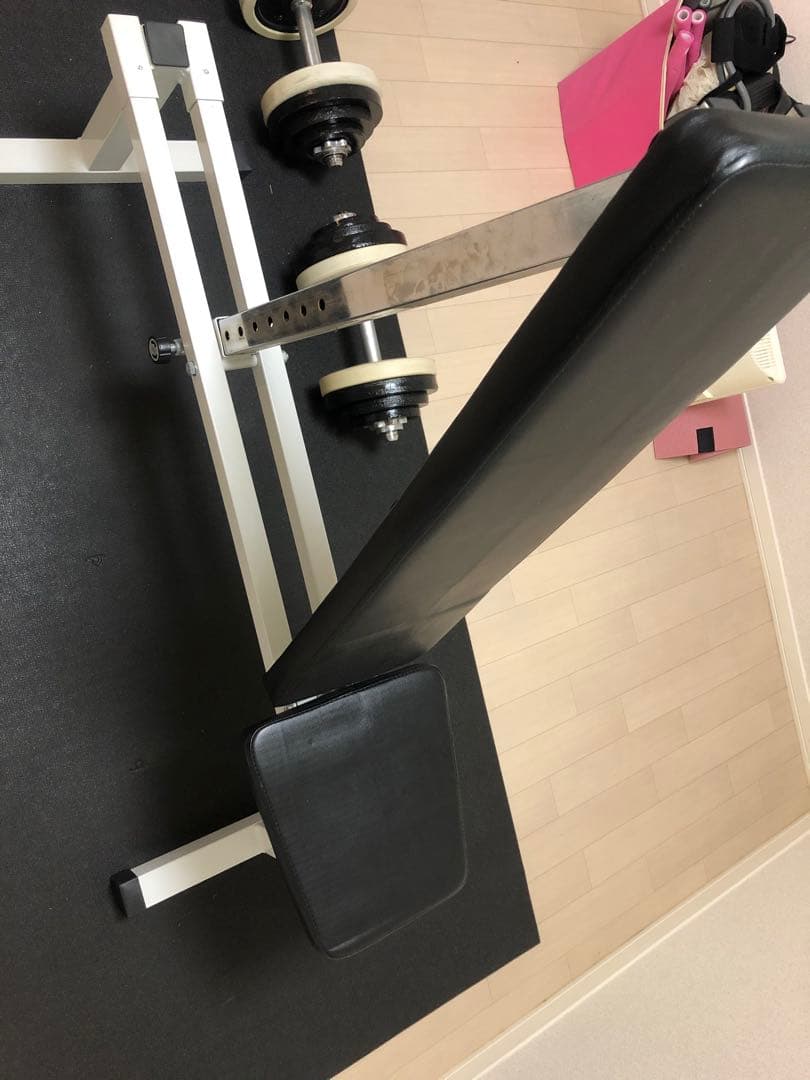 トレーニングベンチとダンベルセット　引き取り限定