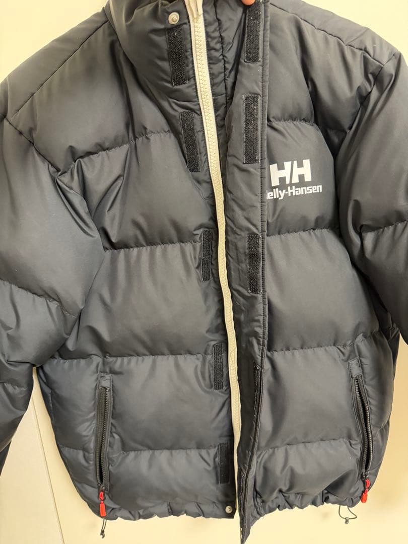 Helly Hansen ブラックダウンジャケット　リバーシブル