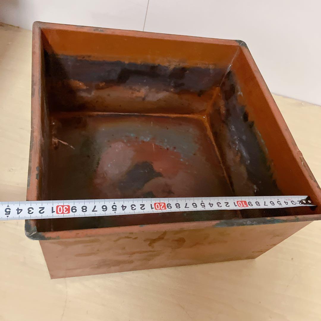 囲炉裏　木製　火鉢　火箸　灰付き　アンティーク　囲炉裏テーブル　古民具 蓋つき