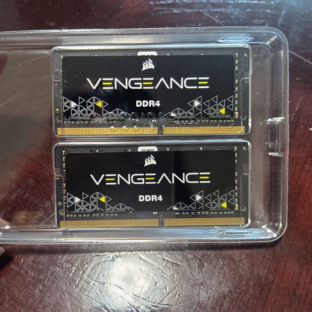Corsair DDR4 64GB 2666MHz ノートパソコン用メモリ