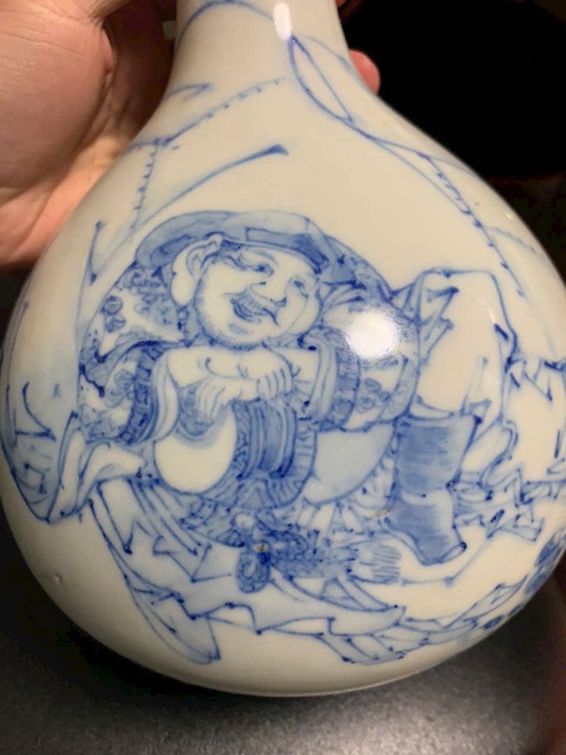 江戸時代　青白磁の動物装飾瓶