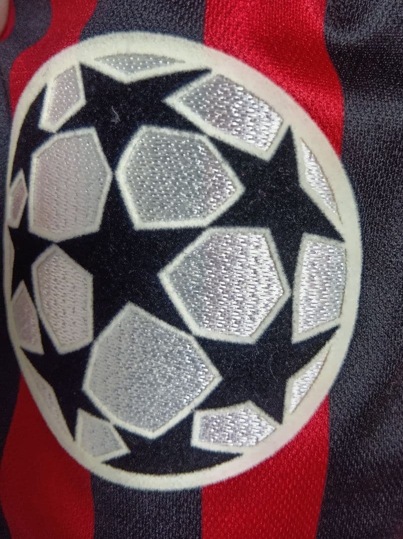 アルベルティーニのミラン100周年記念ユニフォーム