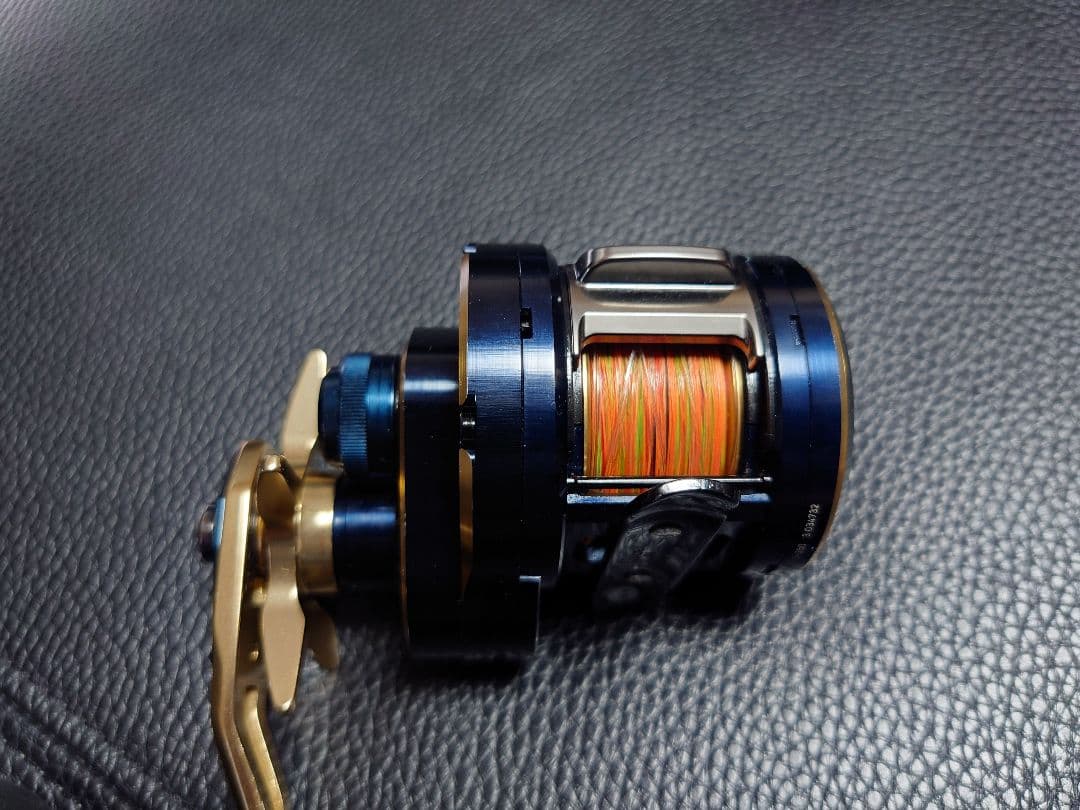 美品DAIWAソルティガIC 300HL-SJ