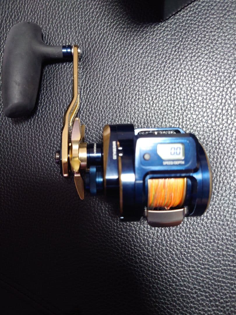 美品DAIWAソルティガIC 300HL-SJ