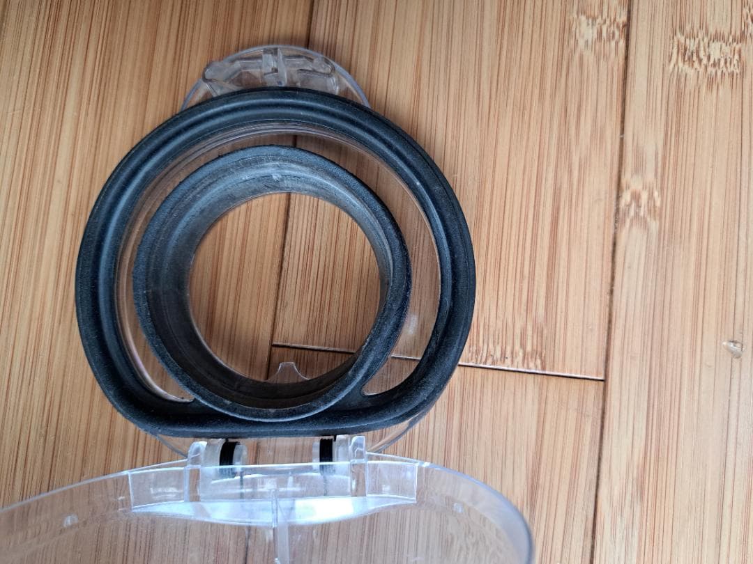 保証残有/安心/美品/ダイソン/SV18/掃除機/簡易掃除済/ハンディ/作動品